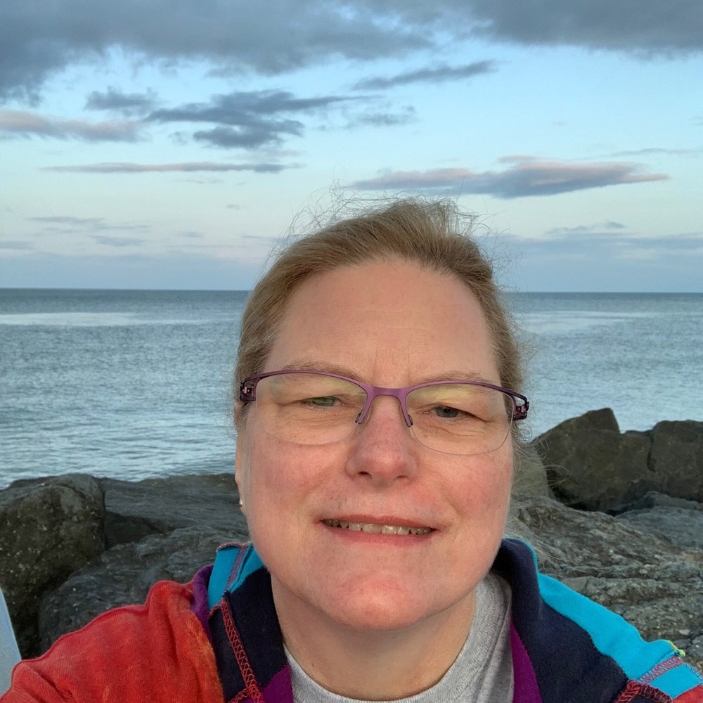 Meet your Posher, Lisa